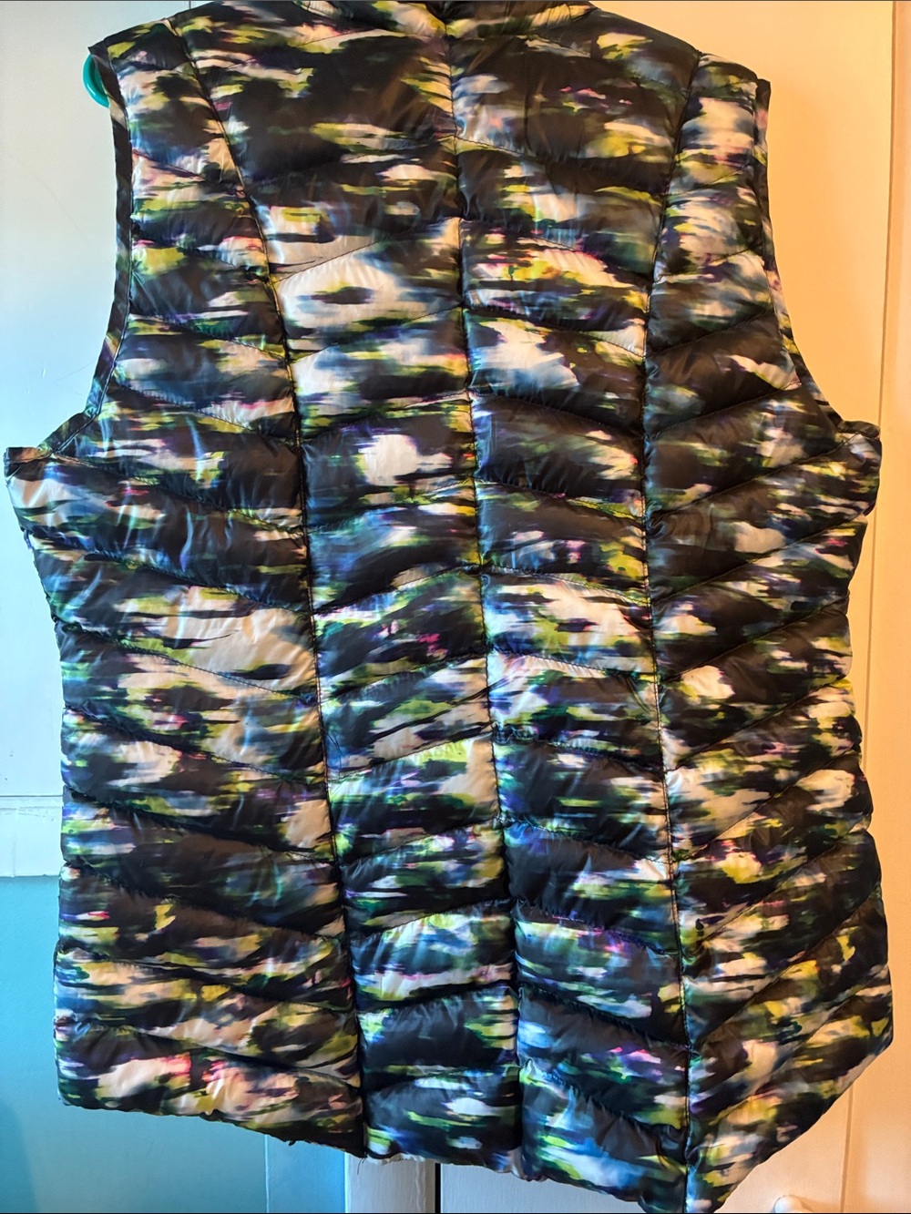 Tangerine Black Multi Quilted Sleeveless Puffer Vest - Picture 4 of 4